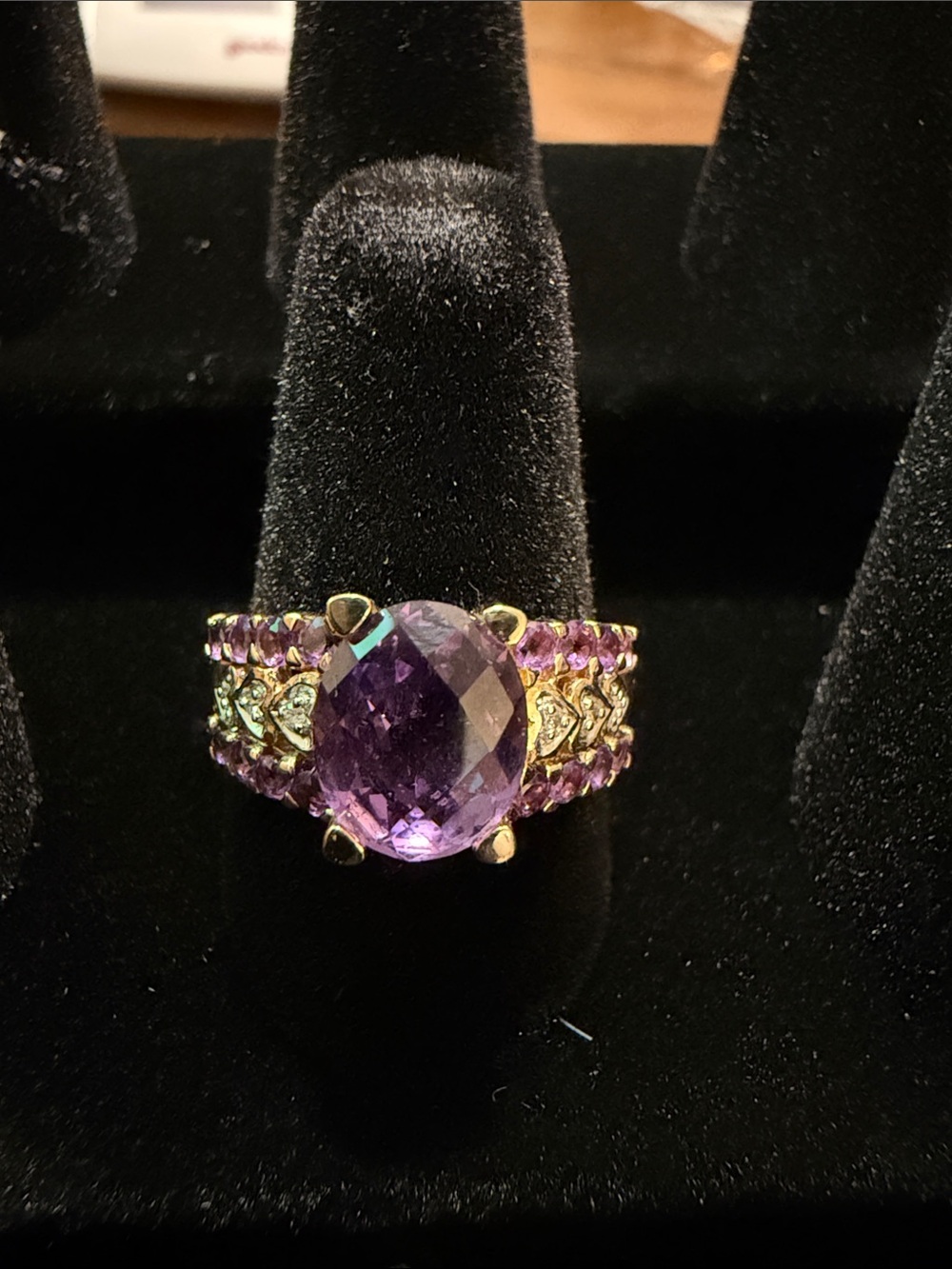14kt Royal Beauty Amethyst & Diamond Ring